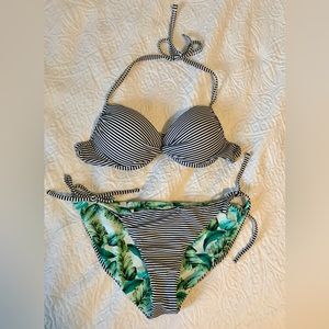 Hot Water Bikini Set (Reversible) - Size: Large